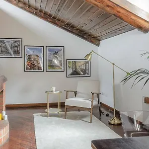 https://apt-casa-molino-a-due-passi-dal-duomo.it-lombardy.com