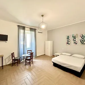 Domus Di Pupa Neapol