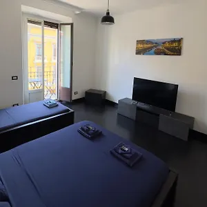 https://milano-centro-corso-buenos-aires-centrale-fs.it-lombardy.com