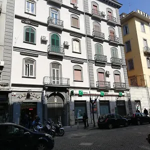 Alojamento de Acomodação e Pequeno-almoço Beb Mariafrancesca, Nápoles