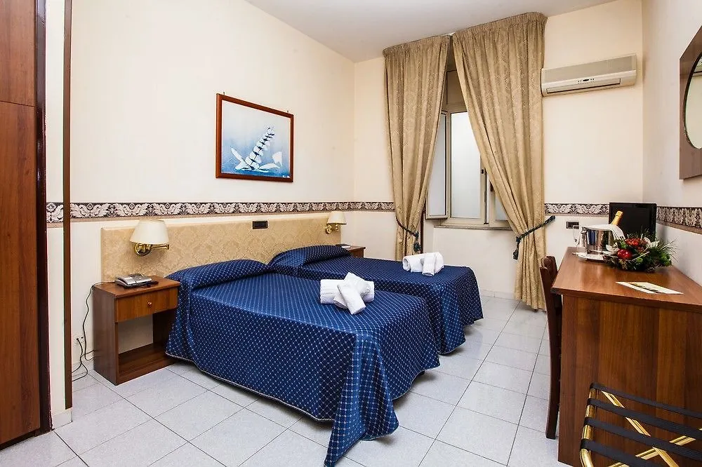 Hotel Vergilius Billia Неаполь 4*,