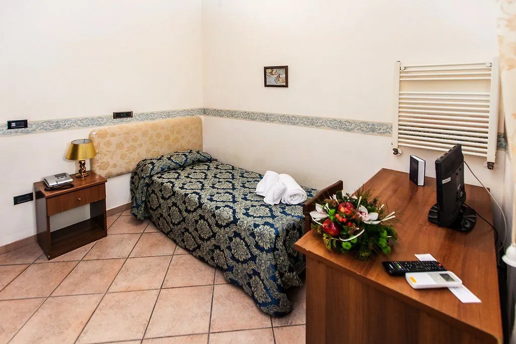 Hotel Vergilius Billia Неаполь 4*,
