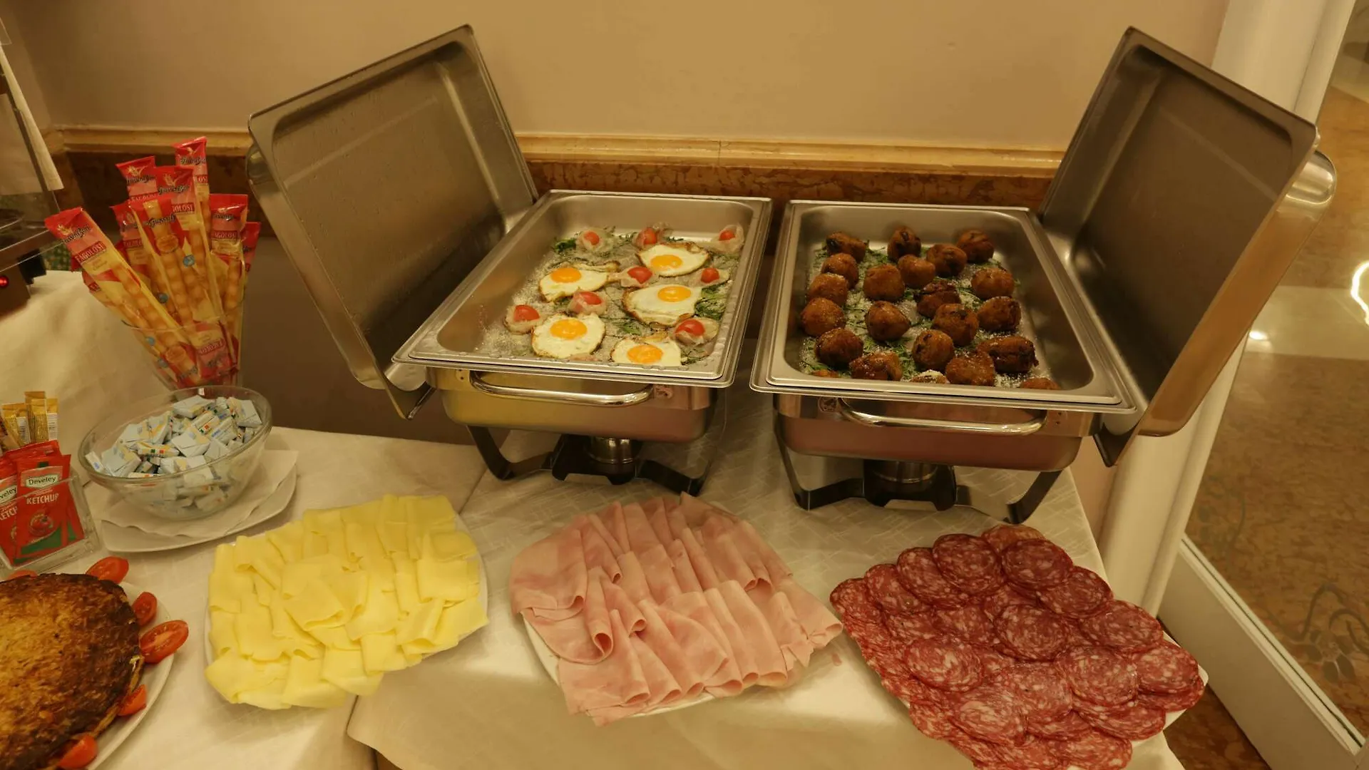 ****  Hotel Vergilius Billia Неаполь Италия
